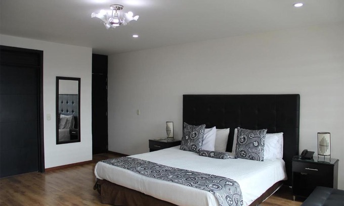 Quinta Paredes Hotel | Hotel Santafe Real