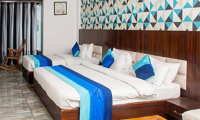 Sarnath Hotel | Hotel SGT Plaza