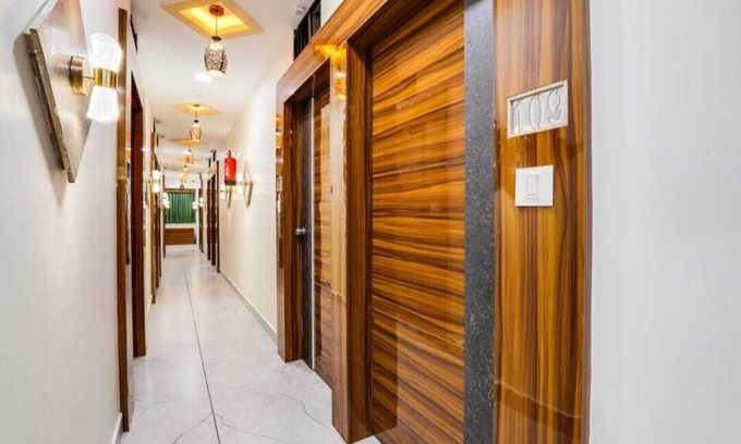 Navrangpura Hotel | hotel shagun inn