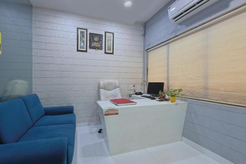 Surat Hotel | Hotel Shiv Vatika