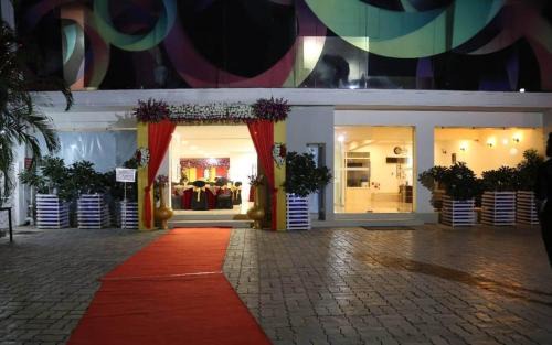 Bhopal Hotel | Hotel Smriti Grand