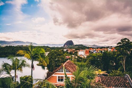 La Ceja House | Hotel Spa Bliss Guatape