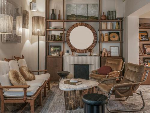 Enfants-Rouges Hotel | Hotel Suzie Blue