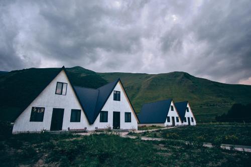 Kazbegi Hotel | Hotel TWINS Achkhoti