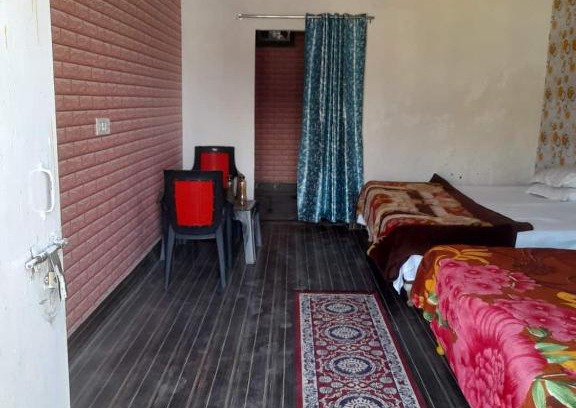 Vrindavan House | Hotel Ved Bageshwari