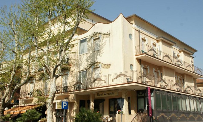 Marina Centro Hotel | Hotel Verudella