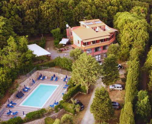 Riparbella Hotel | Hotel Villa Paradiso