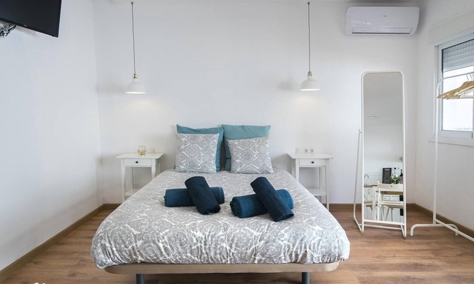 Collblanc y La Torrassa Apartment | Hotelito Boutique Cinca 5