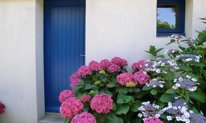 Saint-Gildas-de-Rhuys House | house 250 m harbor and beaches