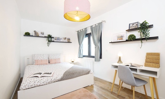 Villejuif House | House - 7 bedrooms - 3 bathrooms - near metro 7