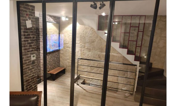 Auvers-sur-Oise House | HOUSE 7 PEOPLE whole unit