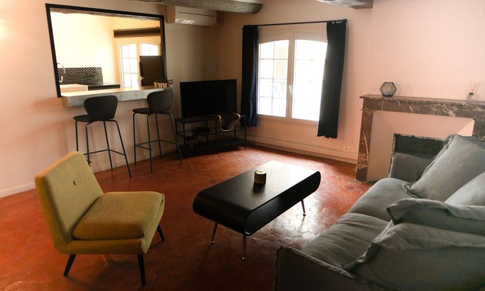 Aix-en-Provence Historic Centre Apartment | House Alberta Superb T2 in the city center