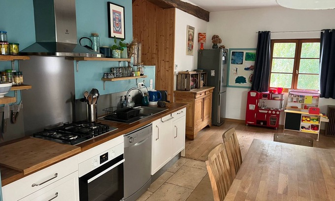 Berthenay House | House between Loire and Cher, 10 minutes from Villandry castle and 15 minutes from Tours