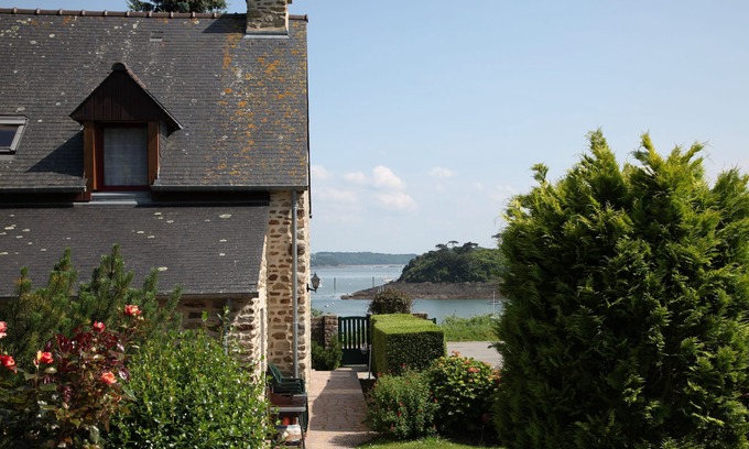 Quelmer - La Passagere House | House Borders Rance for lovers of calm