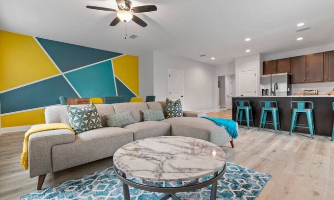 Navarre Villa | House by the Bay | Pool, Paddle Boards & BBQ Grill