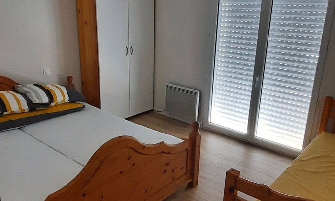 Saint-Vincent-sur-Jard House | House for a peaceful vacation by the sea