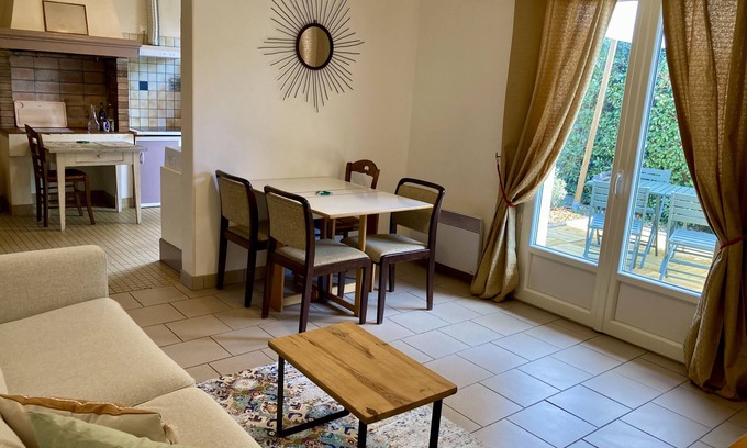 Labouheyre House | House for 2 adults + 2 children, 30 min from the ocean and 5 min from a large lake!