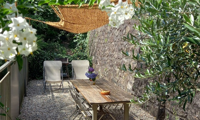 Vals-les-Bains House | House for 6 people with shady garden near the center of Vals les Bains.