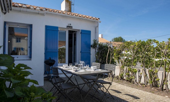 Noirmoutier-en-l'Ile Ski Chalet | House for 4 - Terrace - 300m from the beach