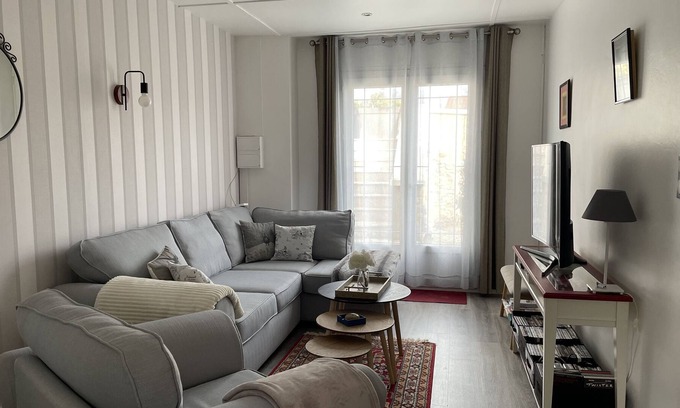 Le Buisson-de-Cadouin House | House