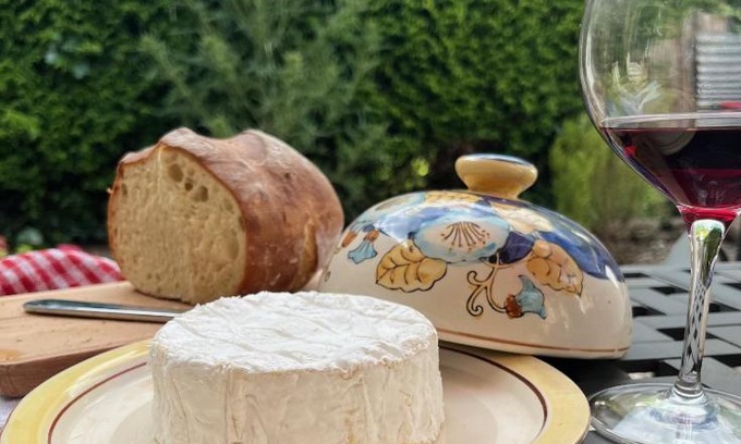 Saint-Fraimbault House | House in award-winning village