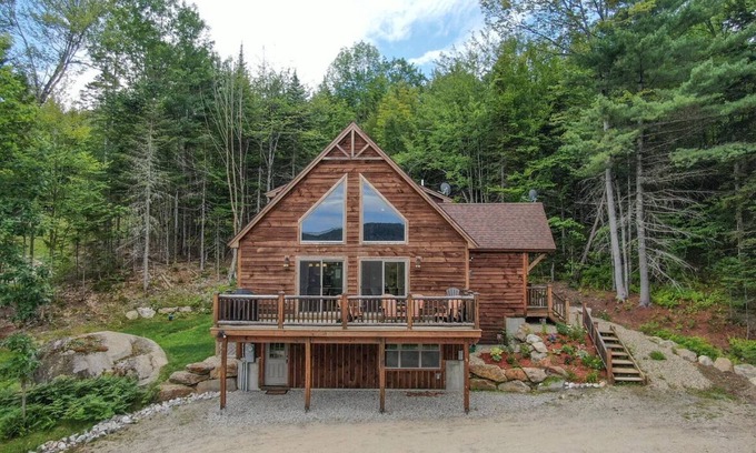 Sunday River Area House | House in Newry, ME 5 minutes from Sunday River Ski Resort and Golf club
