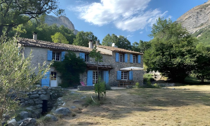 Entrepierres House | House in Provence in the Old Fuller's Mill