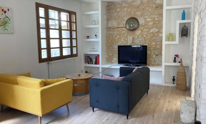 Sainte-Foy-la-Grande House | House in the heart of a village