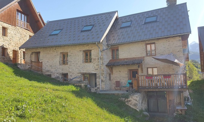 Orcieres House | House in the heart of an authentic hamlet for 12 people