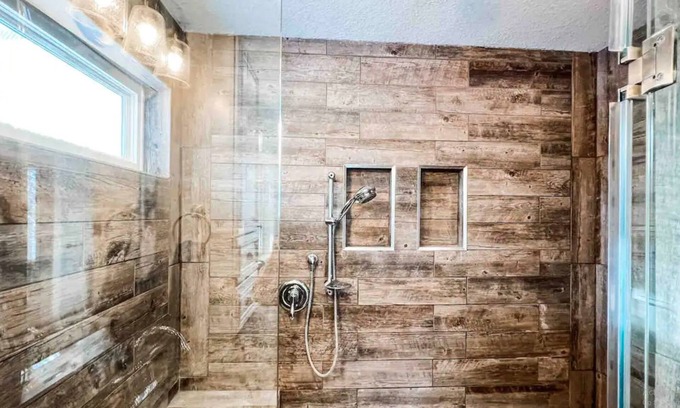 Lake Elmo House | House in the Woods - relax or entertain in remodeled open floor plan