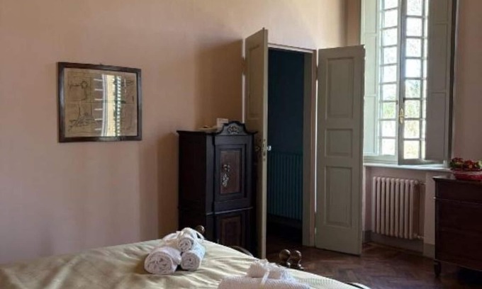 San Faustino-Madonnina-Quattroville Apartment | House Loaves and Tulips