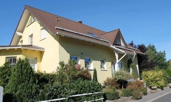 Obergartzem Apartment | House Mühlenbach