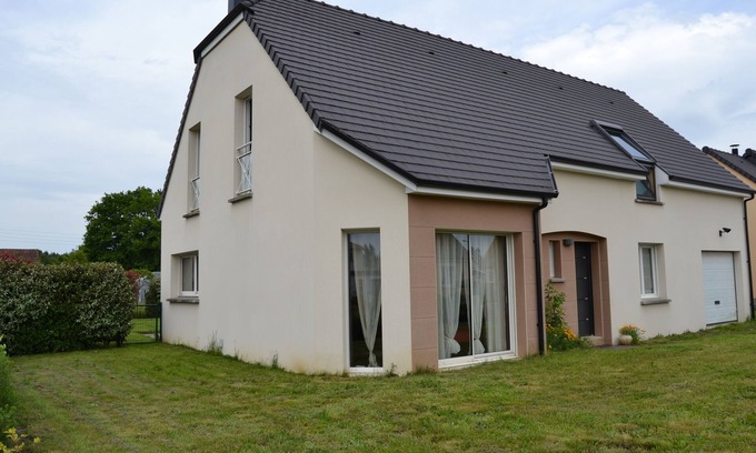 Mulsanne House | House near the 24 Hours of Le Mans racetrack