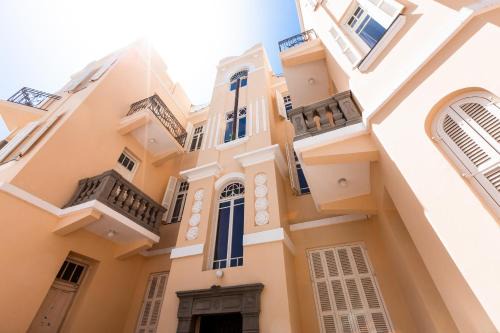 Tel Aviv City Center Apartment | House of Palm - One of a Kind