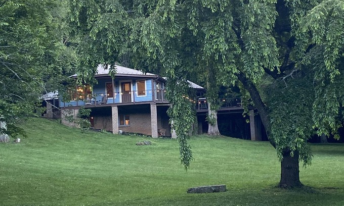 Boone House | House on Creek, Huge Deck, Gorgeous Property with Pond, 5 min to Downtown Boone