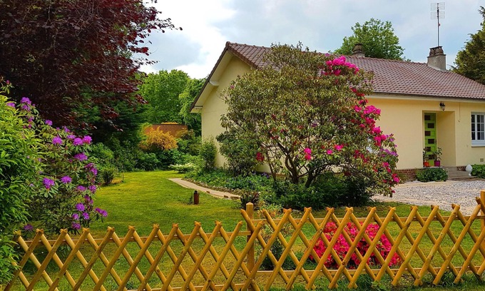 Varengeville-sur-Mer Cottage | HOUSE ON GARDEN OF CHARM IN THE VILLAGE GARDEN OF VARENGEVILLE ON SEA