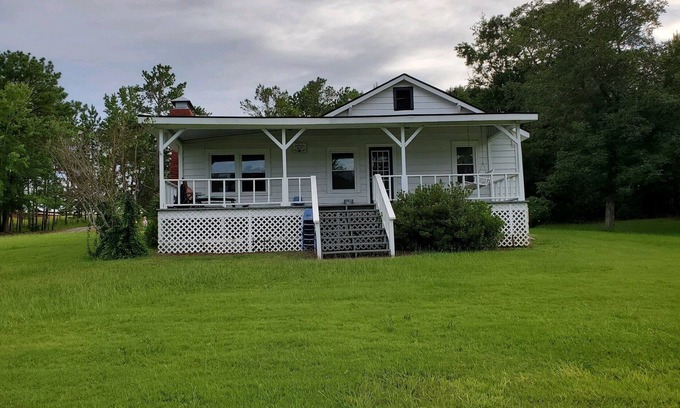 Opelika House | House on lake