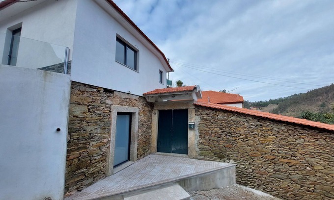 Feira House | House on the DOURO