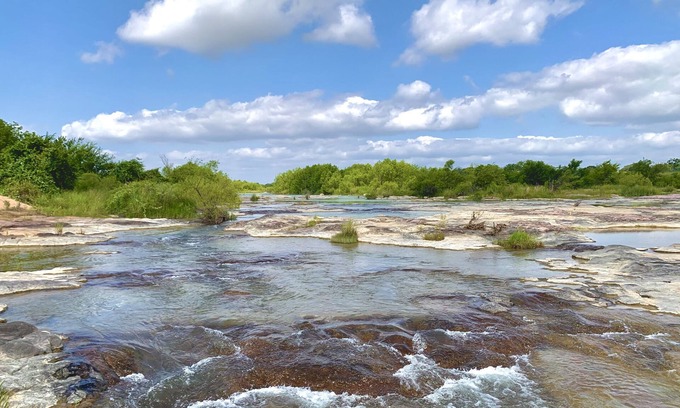 Llano House | House on the Llano River