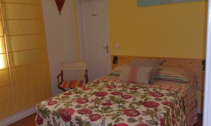 Porto da Cruz House | house pc a quiet house with indoor pool.