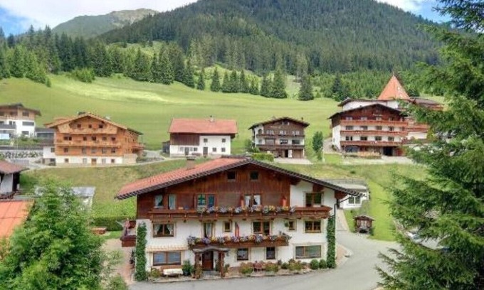 Berwang Apartment | House Seebach - Holiday apartment B