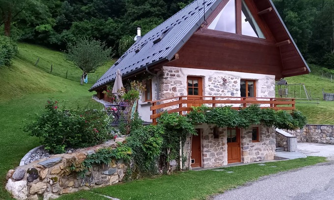 Saint-Jean-dʼArvey Ski Chalet | HOUSE TYPE CHALET SAINT JEAN D'ARVEY IN SAVOIE, BAUGES
