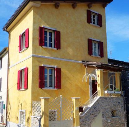 Querceta House | House Versilia Luca E Giada, 5 chilometri da Forte dei Marmi!