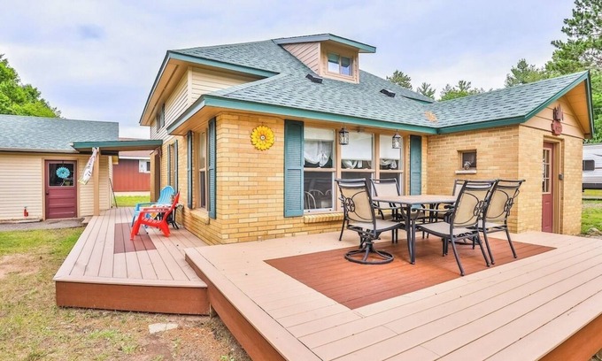 Eagle River Cottage | House w/Wi-Fi, Fire Pit, Trailer Parking, W/D