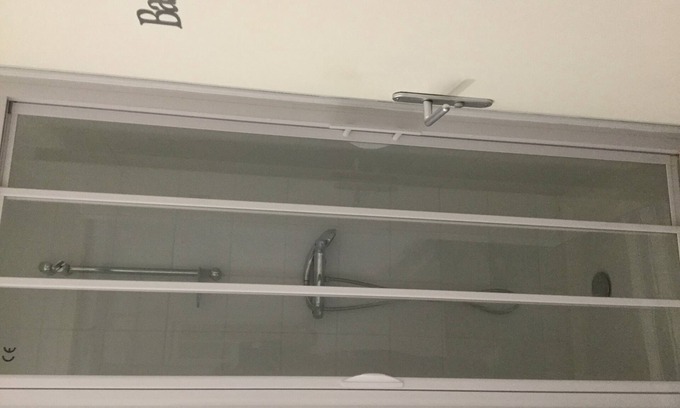 Jeanne d'Arc House | House with garden view