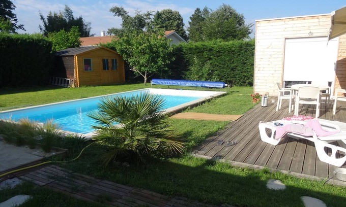 Leognan House | House with pool in the heart of the vineyard