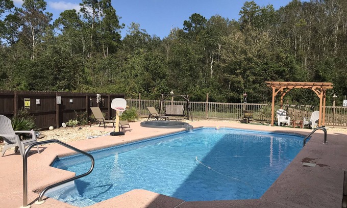 Ludowici House | House, with private pool.
