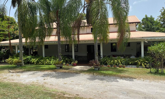 Case-Pilote House | Housing " Seaside " Villa 3 bedrooms 2 bathrooms swimming pool Seaside