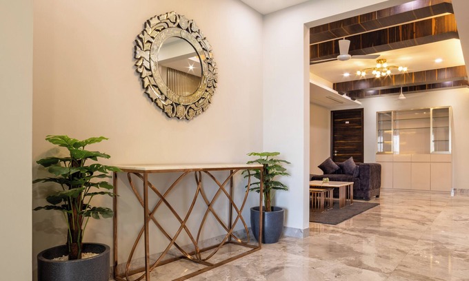 South City I Hotel | Housr 2 BHK Apartment Sector 41 Gurgaon