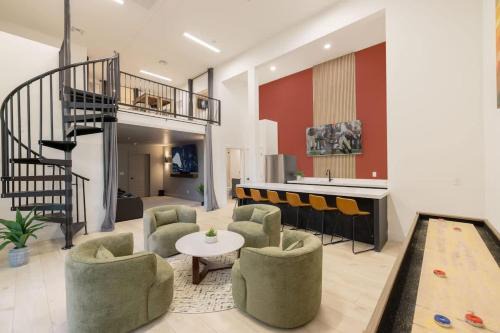 Paradise Valley Ranchos House | HoZho Estate on Harmony